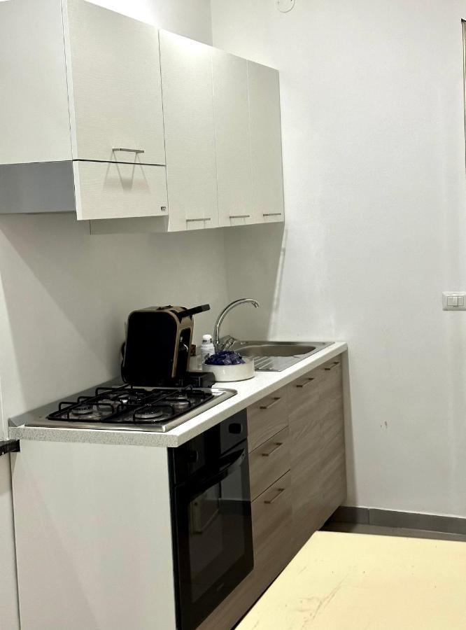 A Due Passi Dal Mare Bed & Breakfast กาตันซาโร ภายนอก รูปภาพ